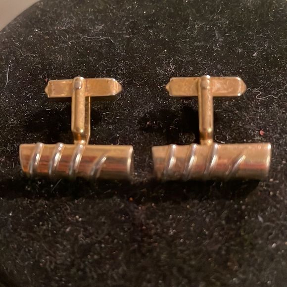 Vintage-1940s-Art Deco Swank gold plated 3D design rectangular toggle cuff links - Picture 5 of 15